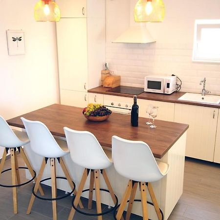 Beach House Ana Sukosan Bagian luar foto
