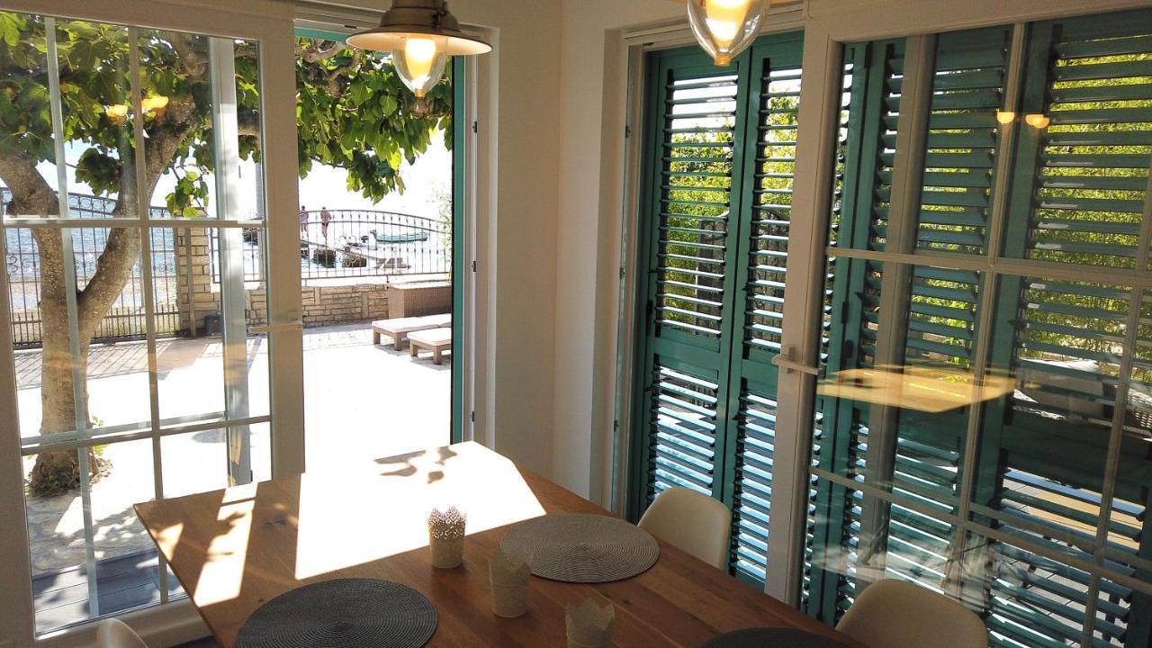 Beach House Ana Sukosan Bagian luar foto